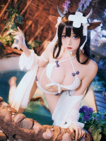 日韩精品成人色立花里子英文名_720在线播放观看