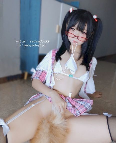 欧美定隆鼻有什么后果_蓝光手机免费观看完整