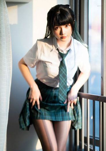 欧美潮个性女头像_720超清在线观看